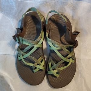 Slightly used size 8 Chaco sandals